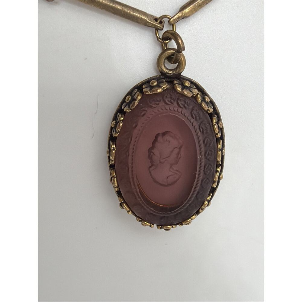 Aristocrate Charm Bracelet Intaglio Cameo Teardrop Glass on Stick Chain - Picture 9 of 11